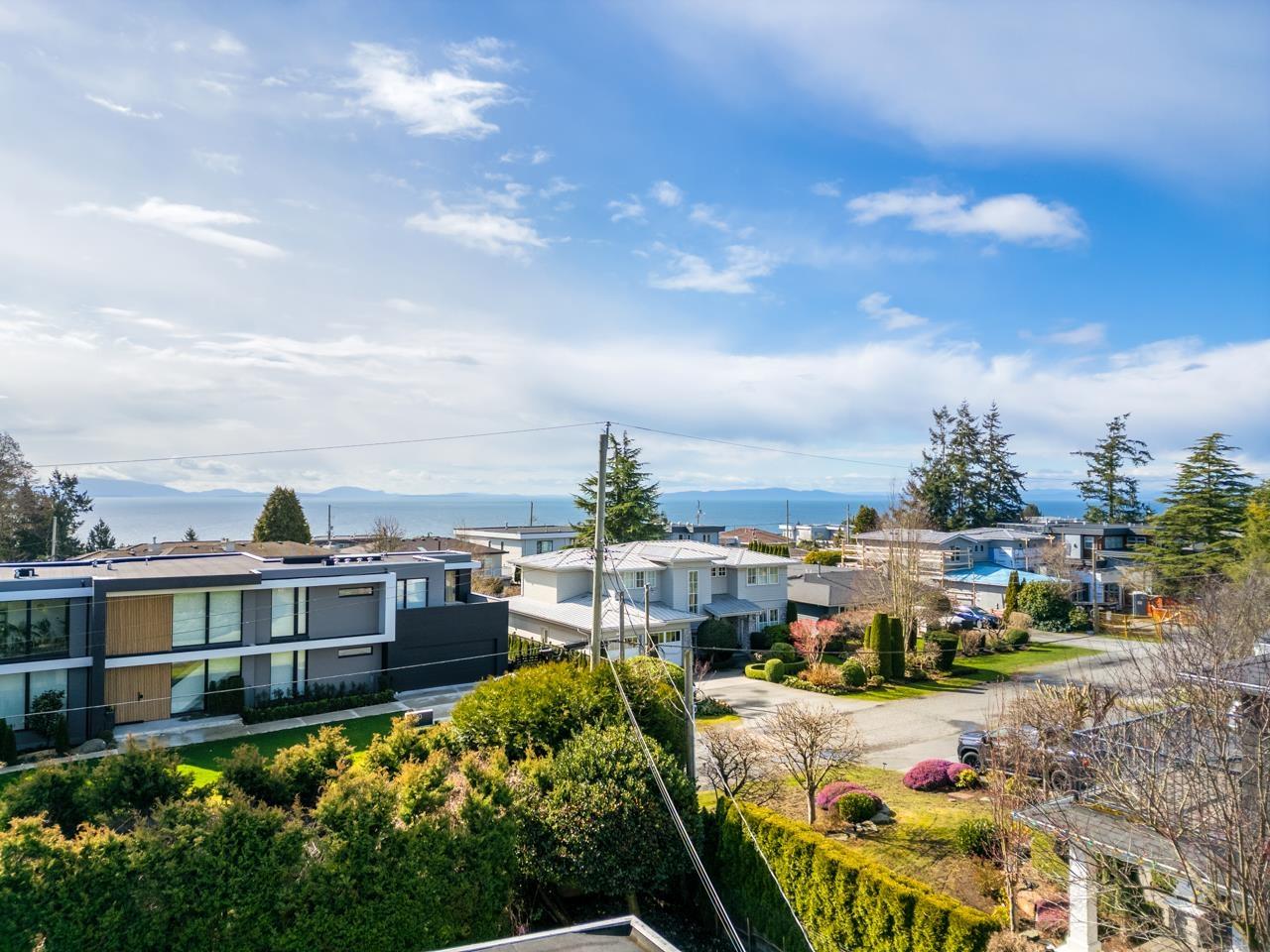 1501 HIGH STREET, White Rock real estate listing R2979104