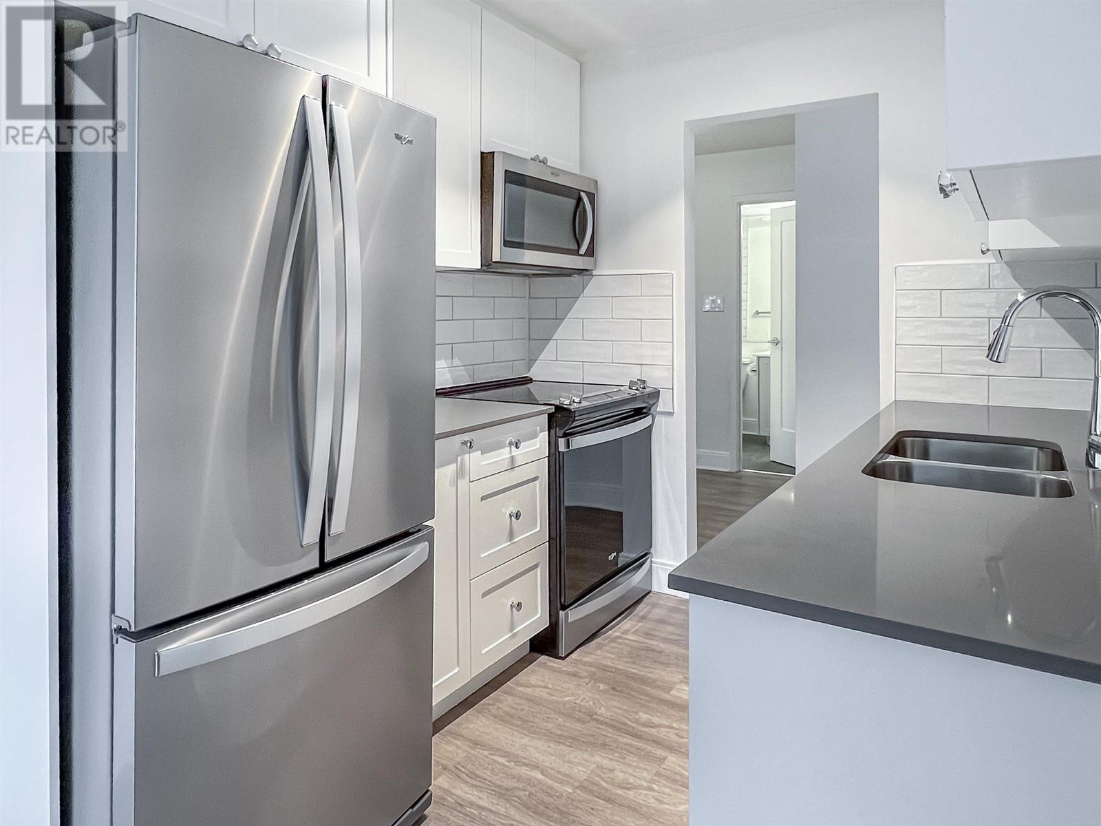 424 707 ESQUIMALT ROAD, Other Islands