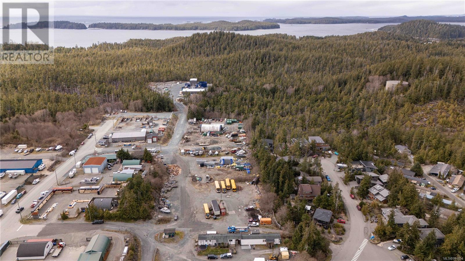 640 Warren Way, Tofino