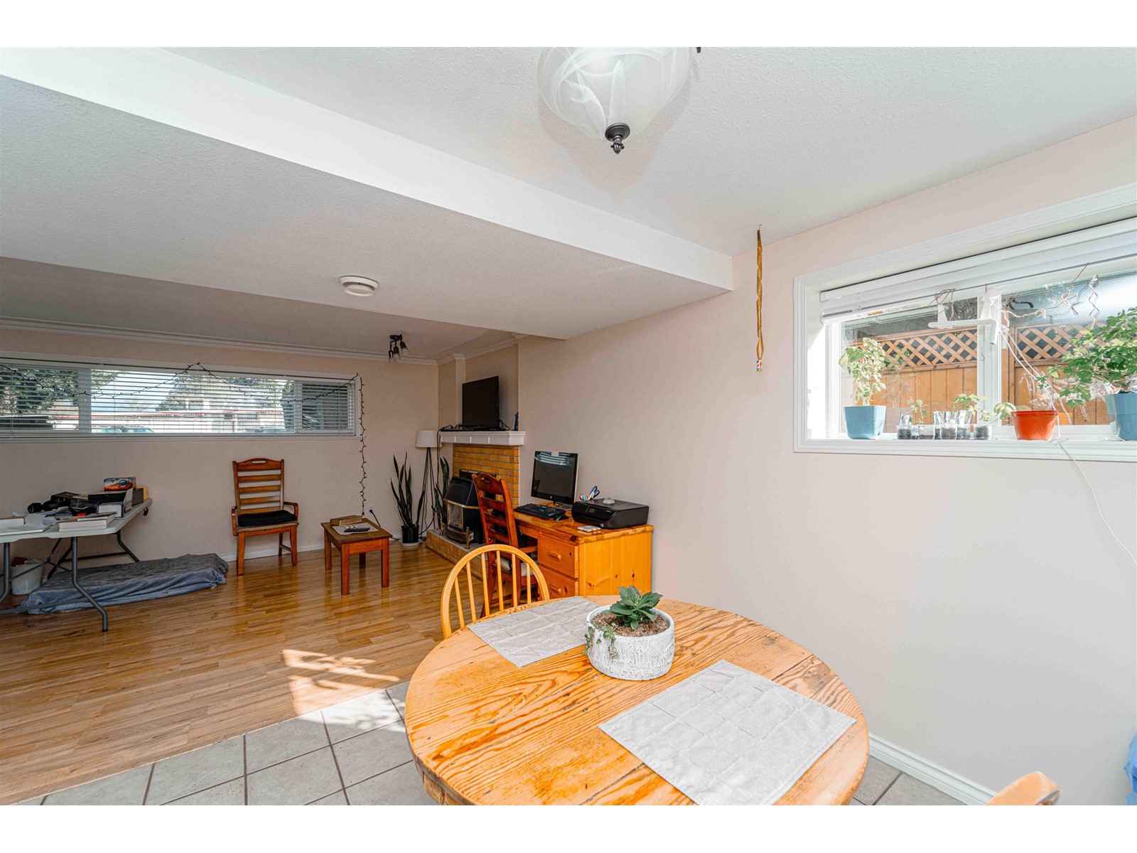 33450 HUGGINS AVENUE, Abbotsford real estate listing R2977320
