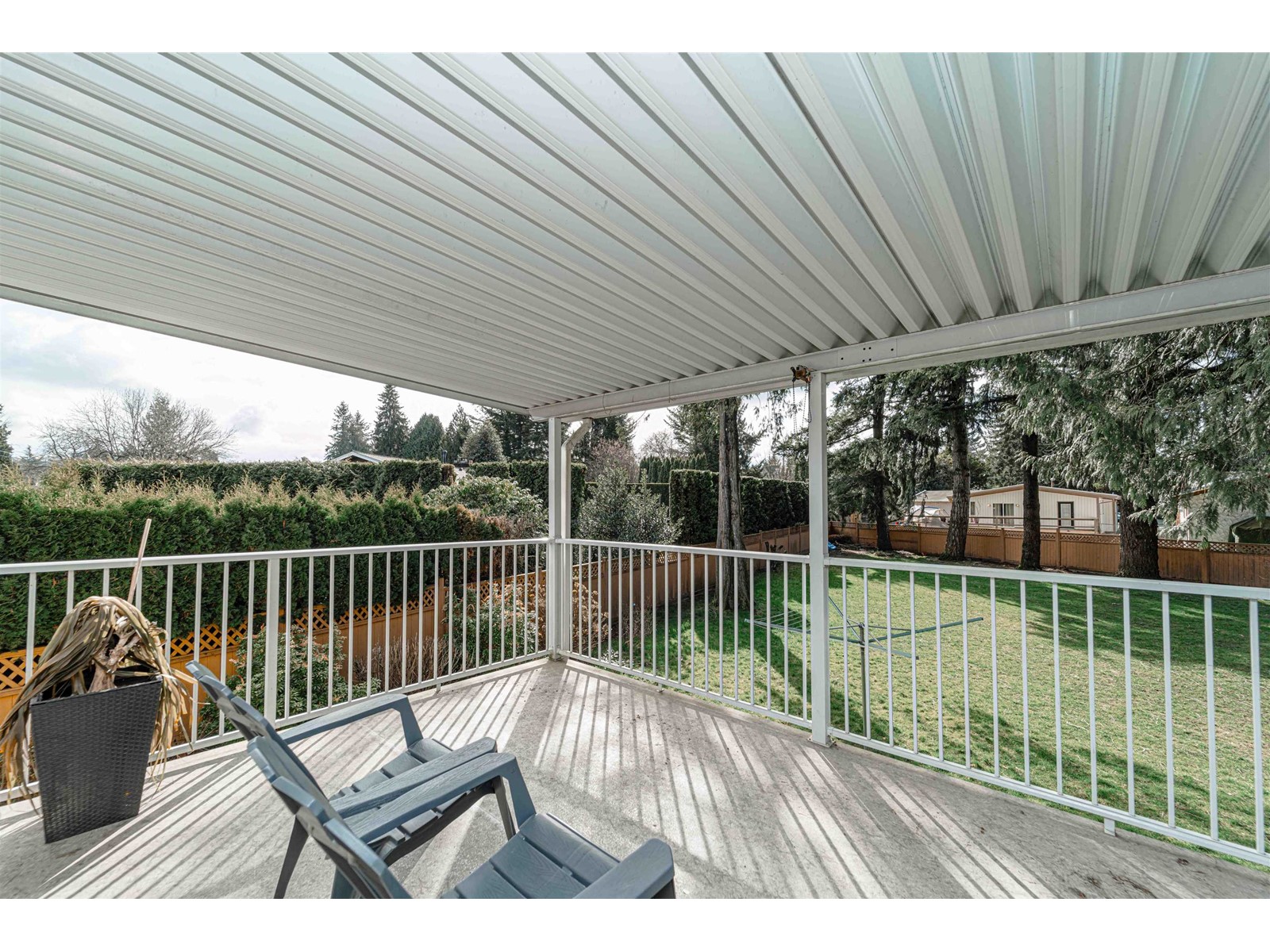 33450 HUGGINS AVENUE, Abbotsford real estate listing R2977320