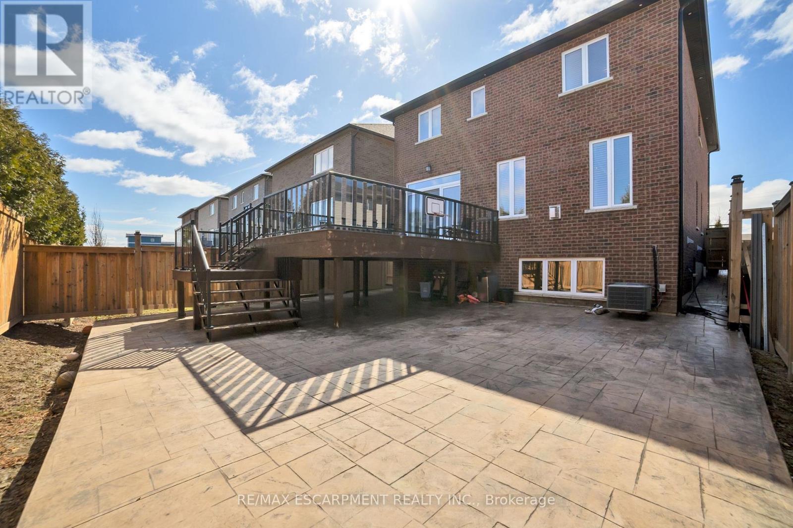 Photo 47 of 111 Vineberg Drive, Hamilton ON
