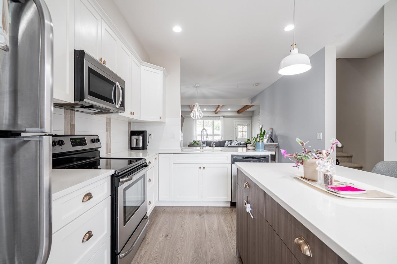 54 7157 210 STREET, Langley real estate listing R2978703