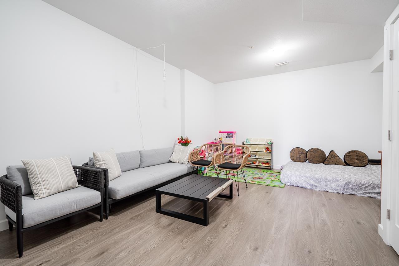 54 7157 210 STREET, Langley real estate listing R2978703