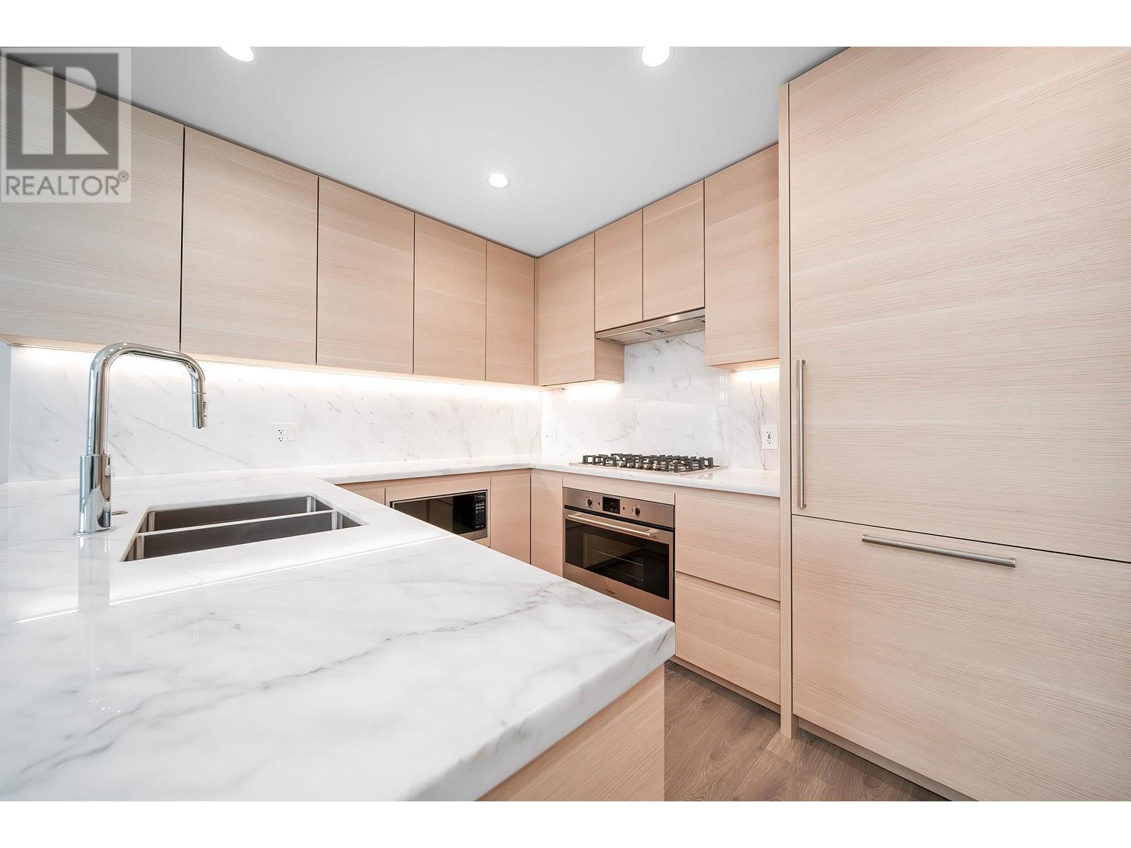 2108 308 MORRISSEY ROAD, Port Moody real estate listing R2979622