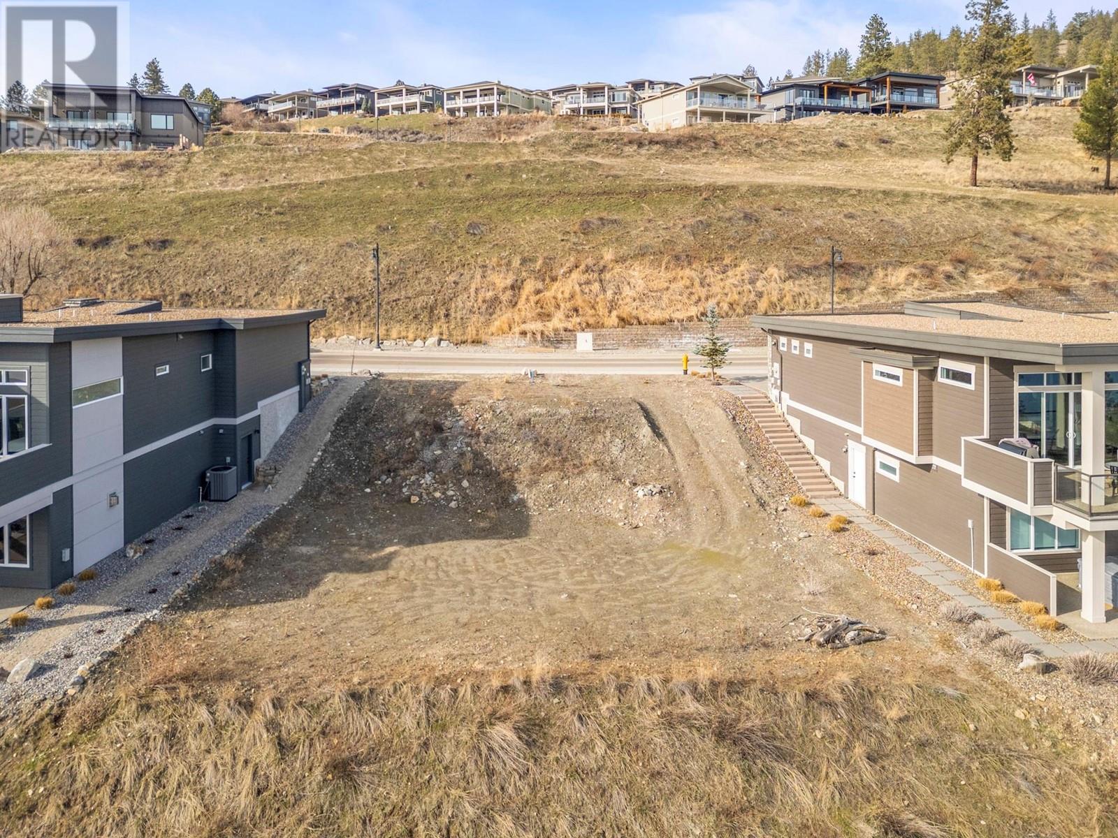 8836 Hampshire Crescent, Vernon