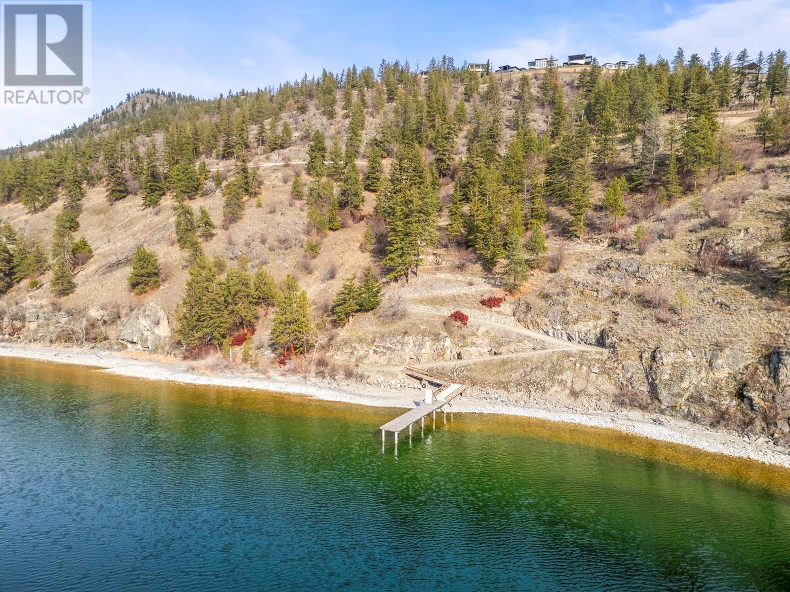 8836 Hampshire Crescent, Vernon