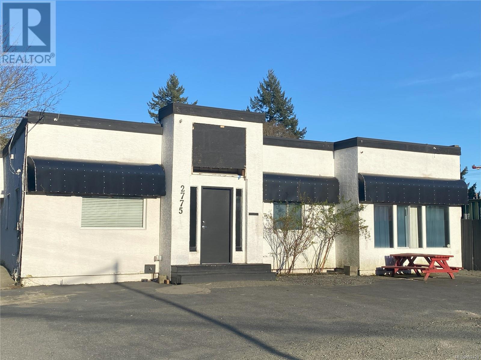 2775 Spencer Road, Langford