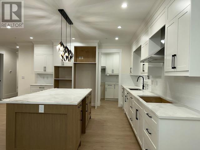 Photo 7 of 11030 241 A Street, Maple Ridge BC