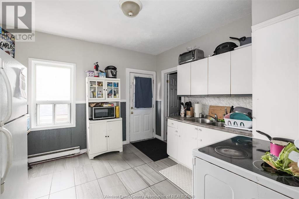 Photo 7 of 1195 97 Drouillard Road, Windsor ON