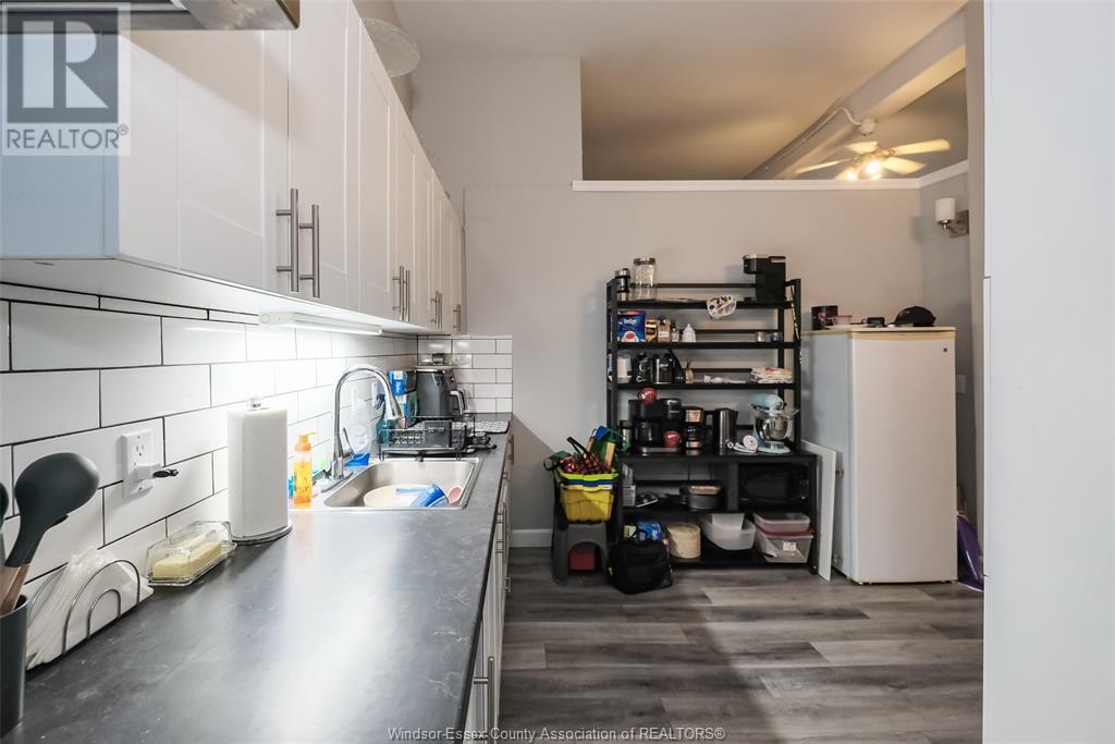 Photo 12 of 1195 97 Drouillard Road, Windsor ON