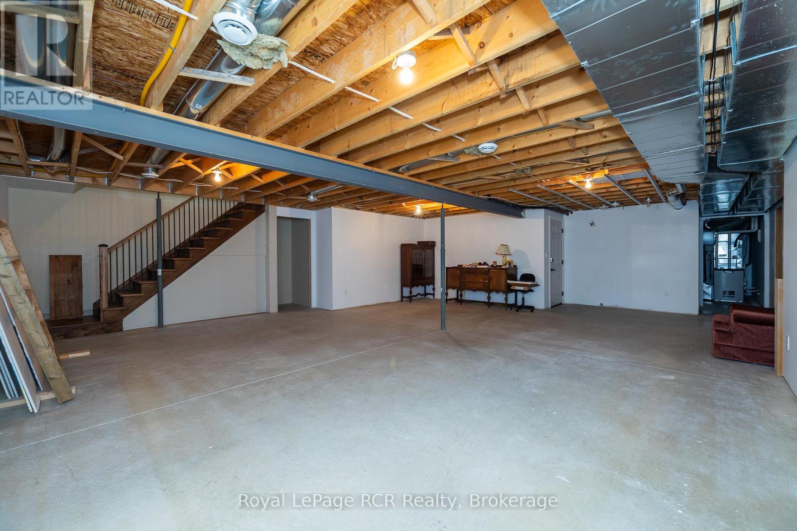 Photo 26 of 30 Victoria Street W, Southgate ON