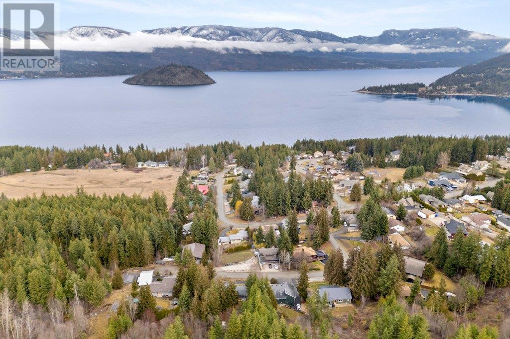  2207 Lakeview Drive, Blind Bay