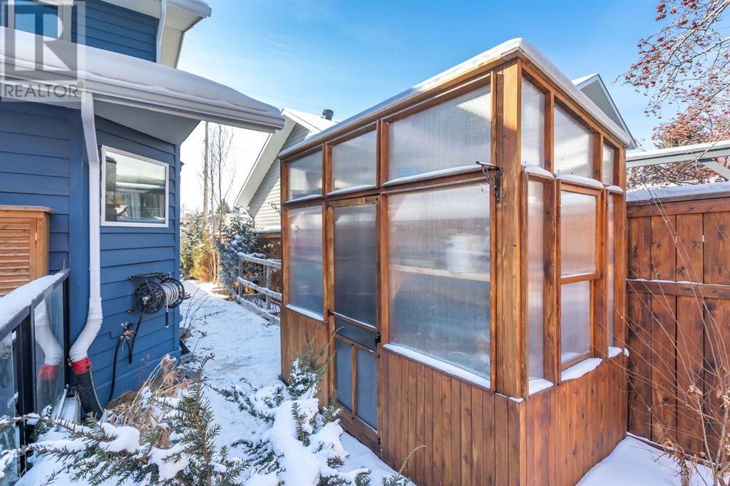 Single Family House for Sale in  Sunmount Road SE Sundance Calgary 