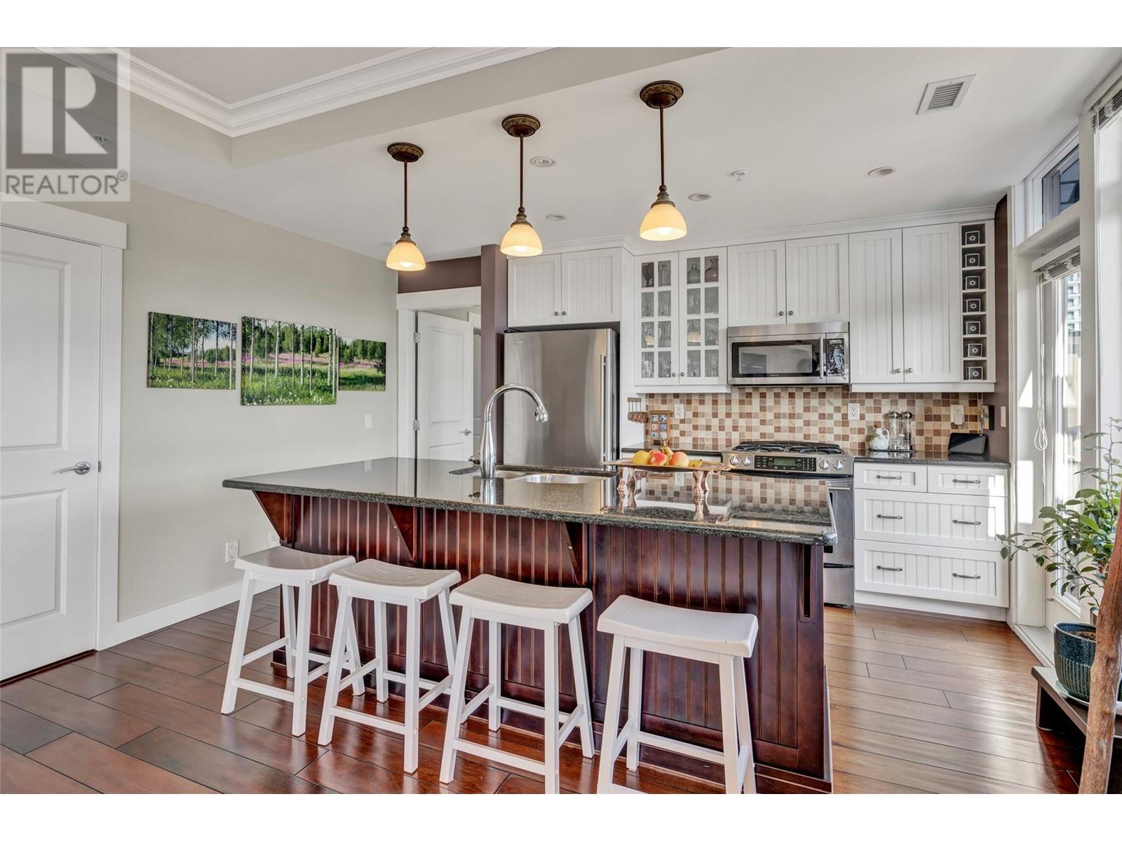 305 2901 Abbott Street, Kelowna