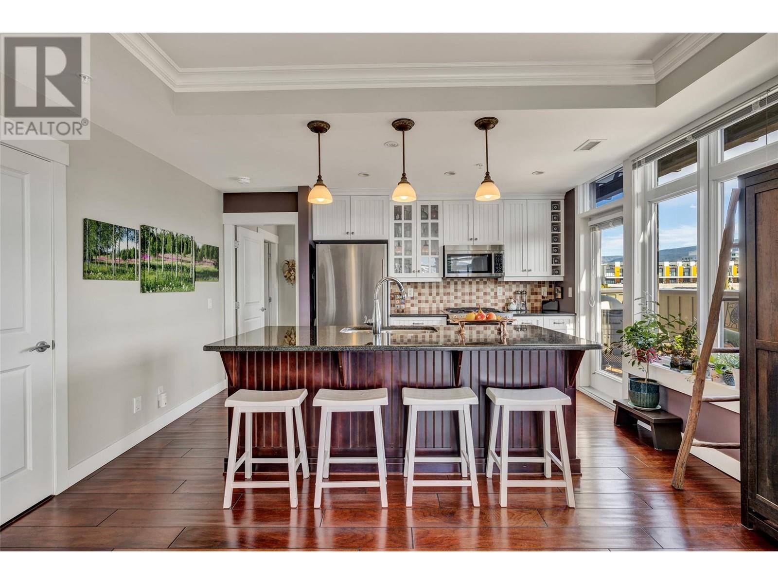 305 2901 Abbott Street, Kelowna