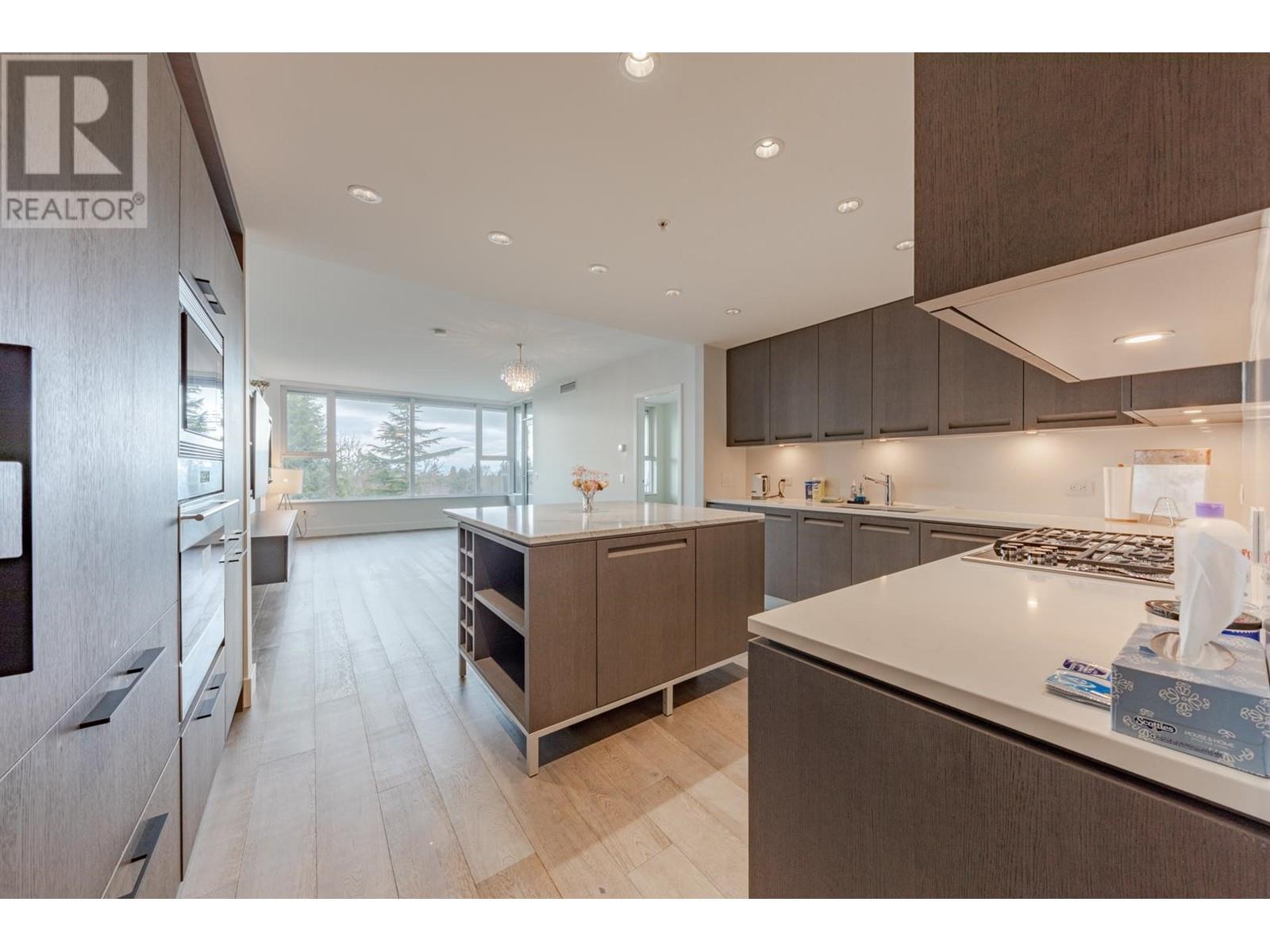 310 2102 W 48TH AVENUE, Vancouver