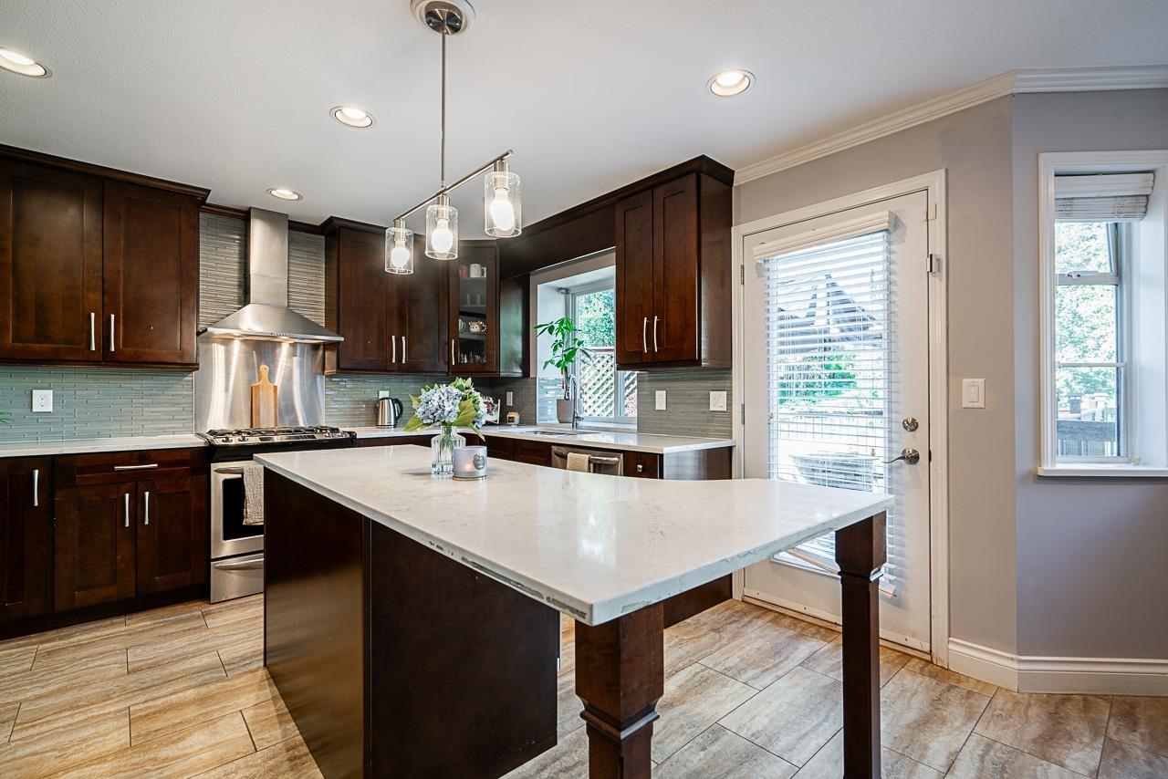 Photo 15 of 20552 96 A Avenue, Langley BC