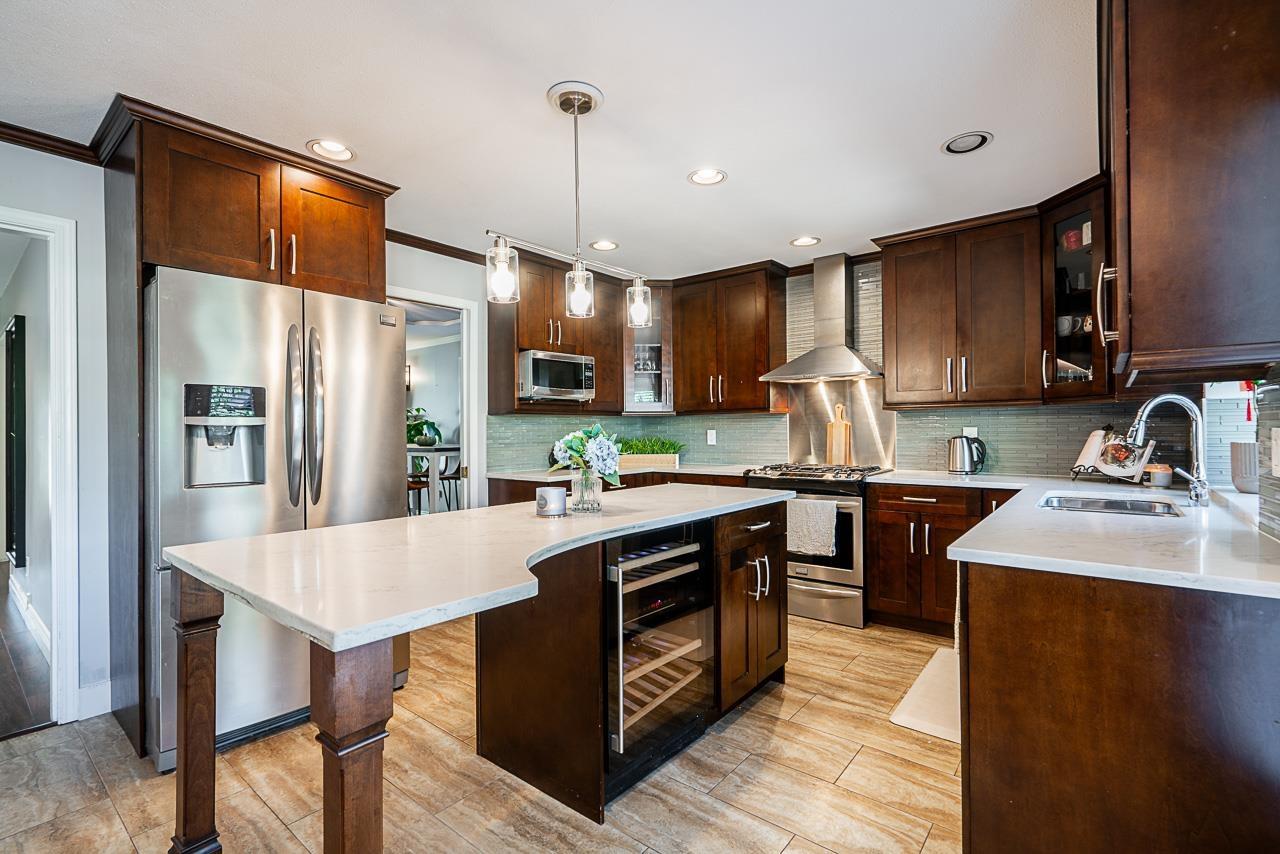 Photo 14 of 20552 96 A Avenue, Langley BC
