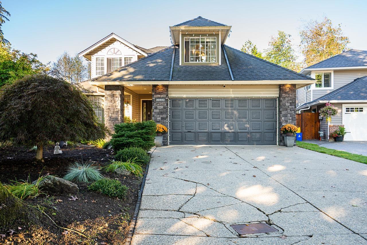 Photo 1 of 20552 96 A Avenue, Langley BC