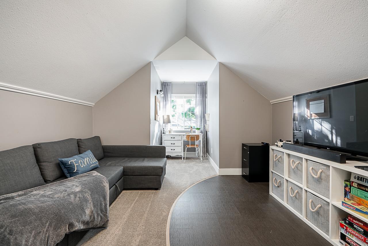 Photo 26 of 20552 96 A Avenue, Langley BC