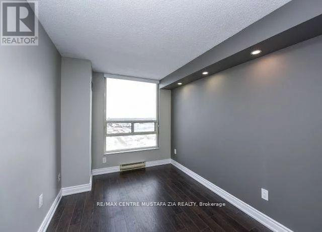 Photo 11 of 1506 250 Webb Drive, Mississauga ON