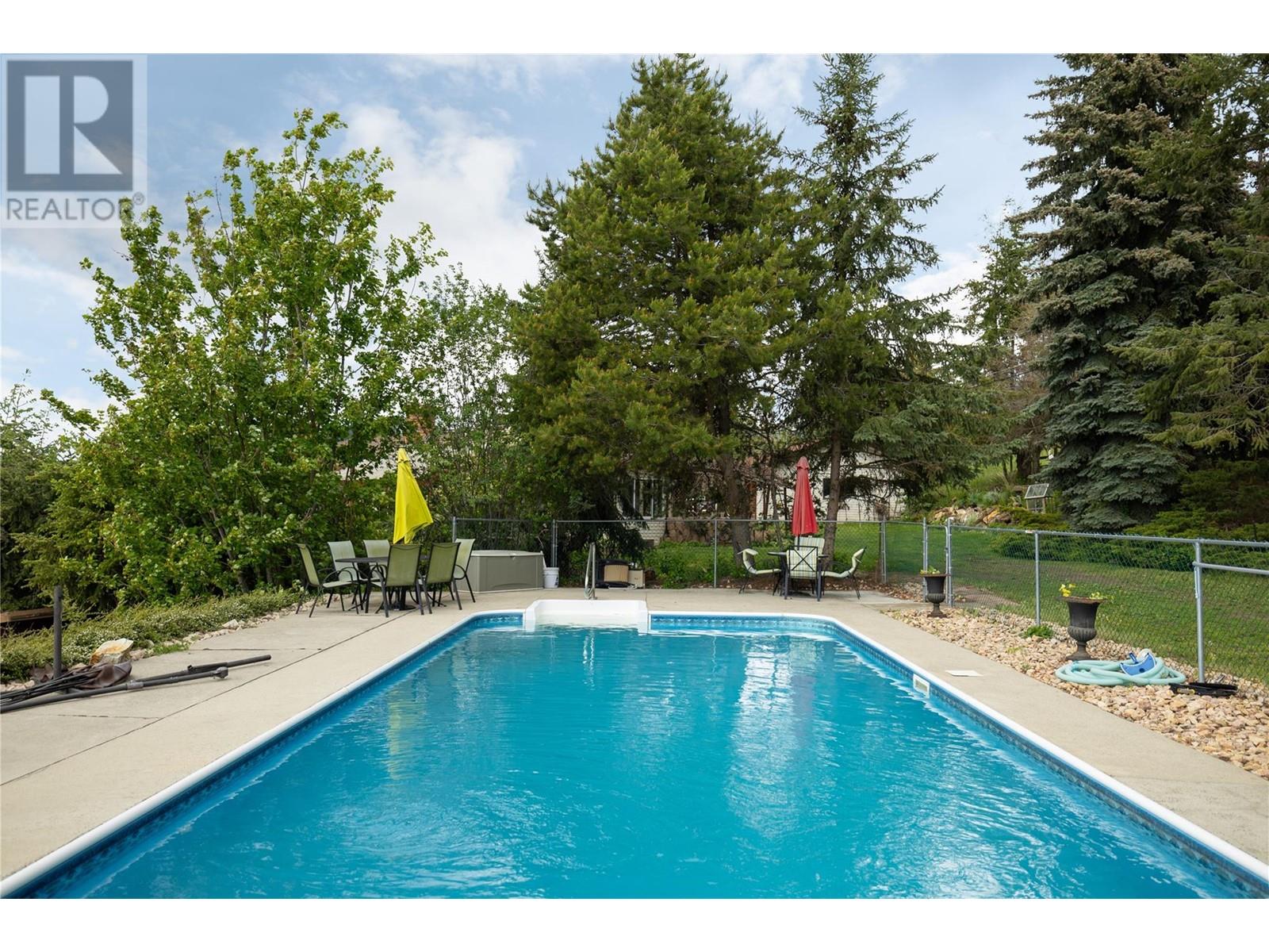 5620 Neil Road, Vernon