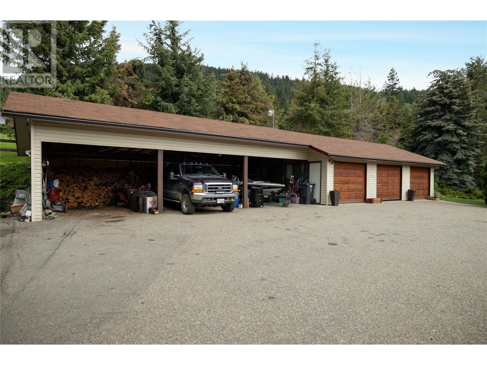 5620 Neil Road, Vernon