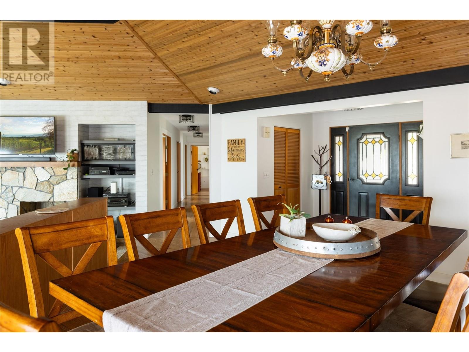 5620 Neil Road, Vernon
