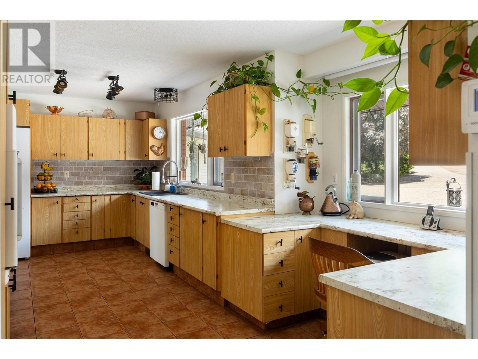 5620 Neil Road, Vernon