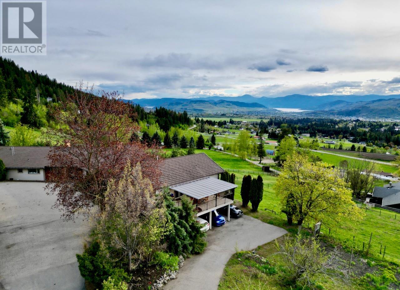 5620 Neil Road, Vernon