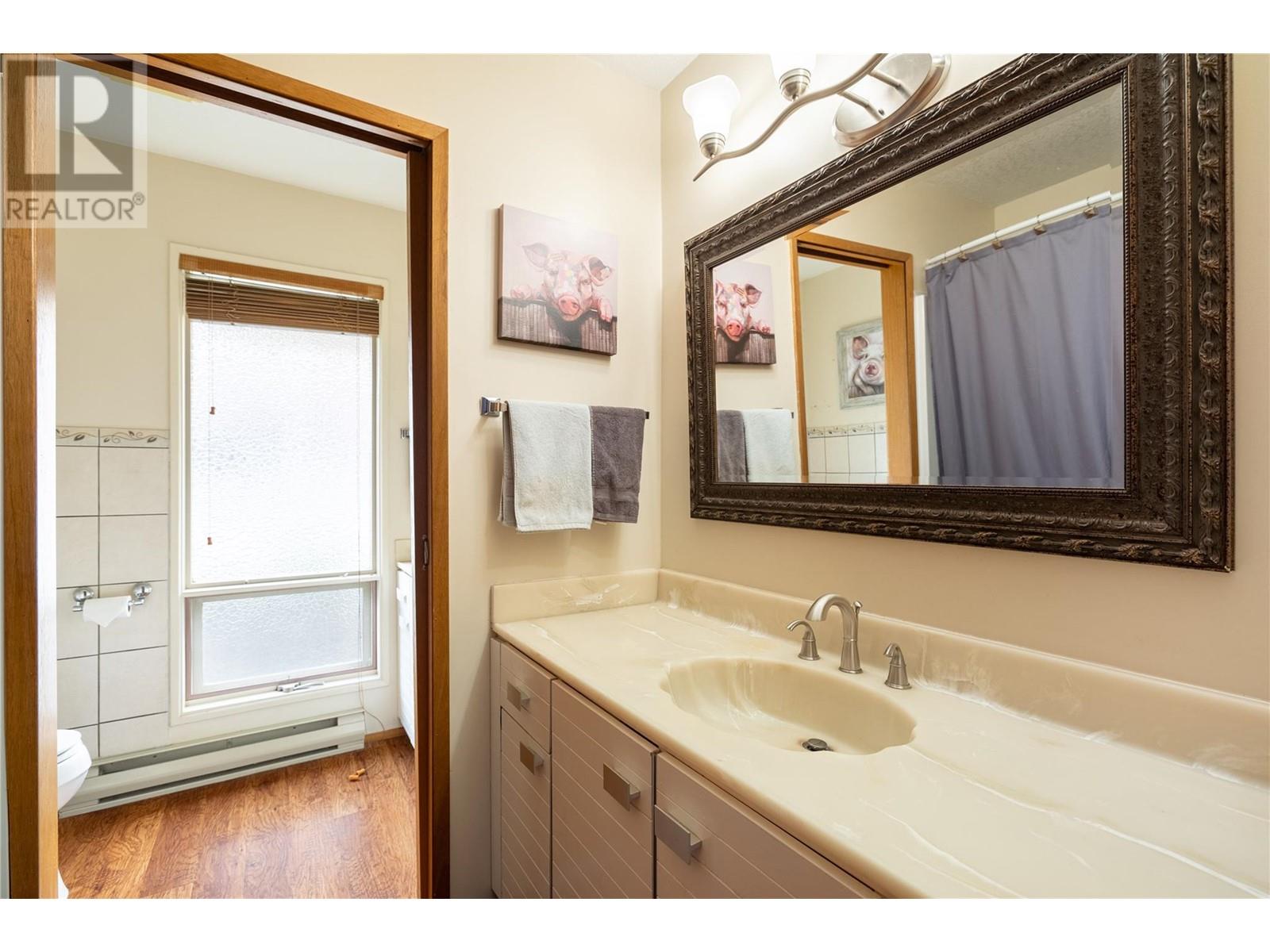 5620 Neil Road, Vernon