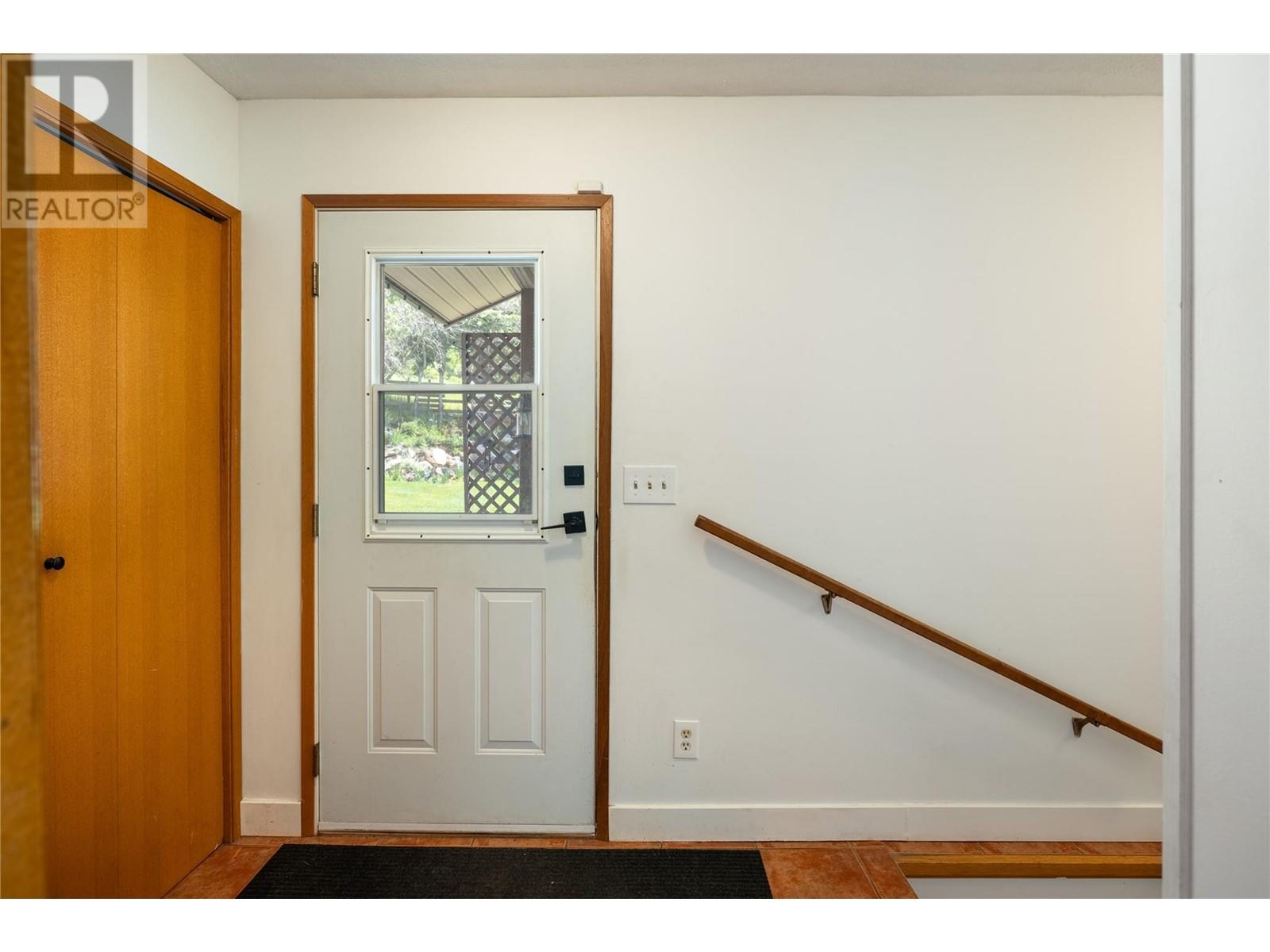 5620 Neil Road, Vernon