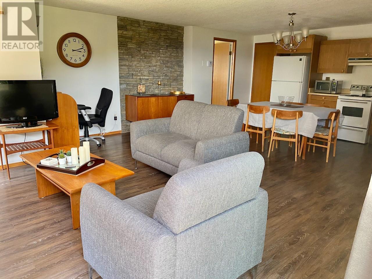 5620 Neil Road, Vernon