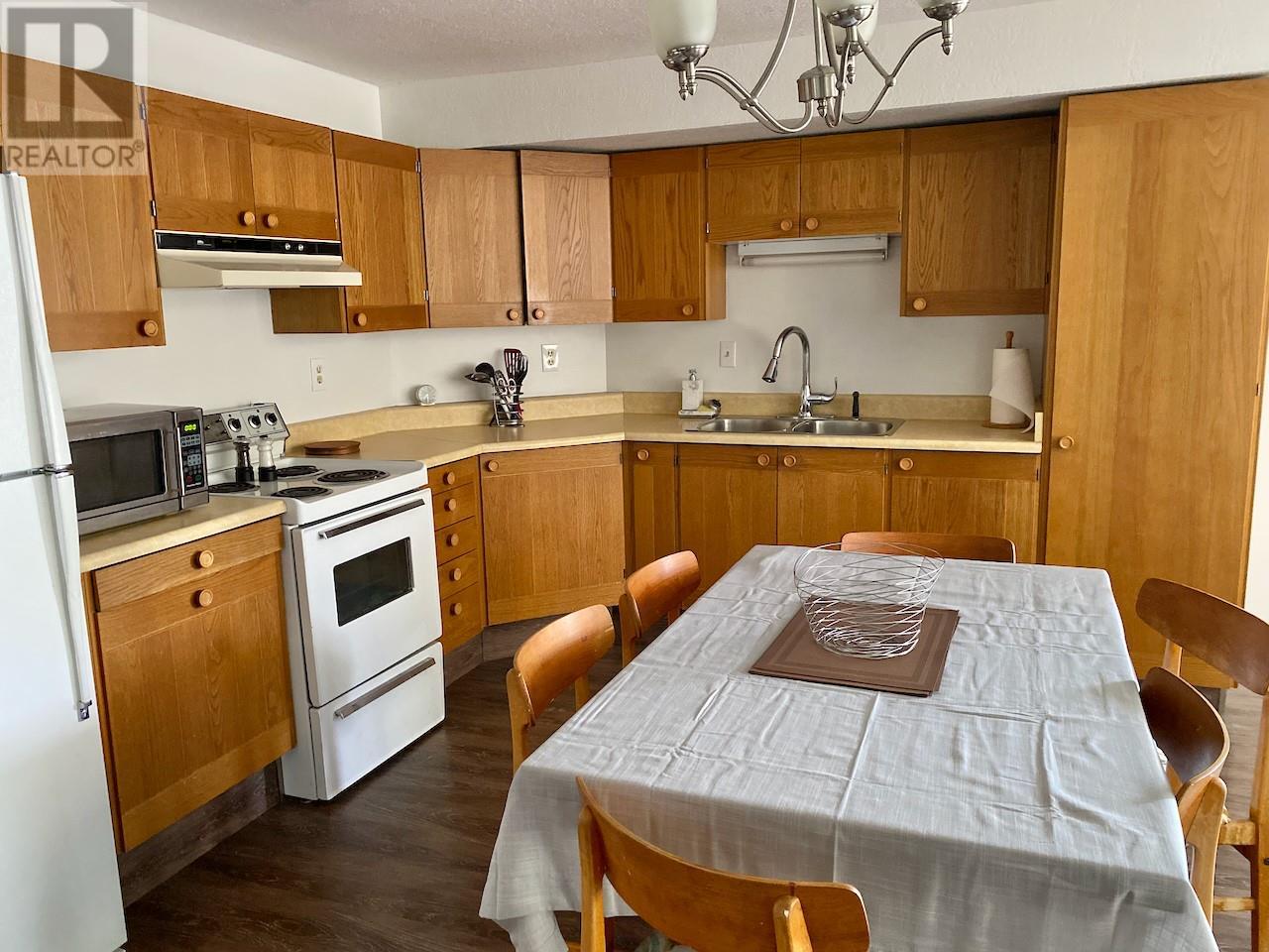5620 Neil Road, Vernon