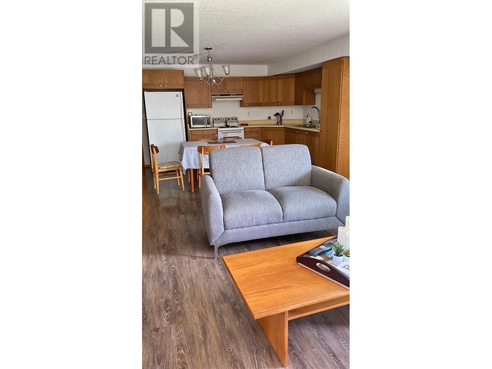 5620 Neil Road, Vernon