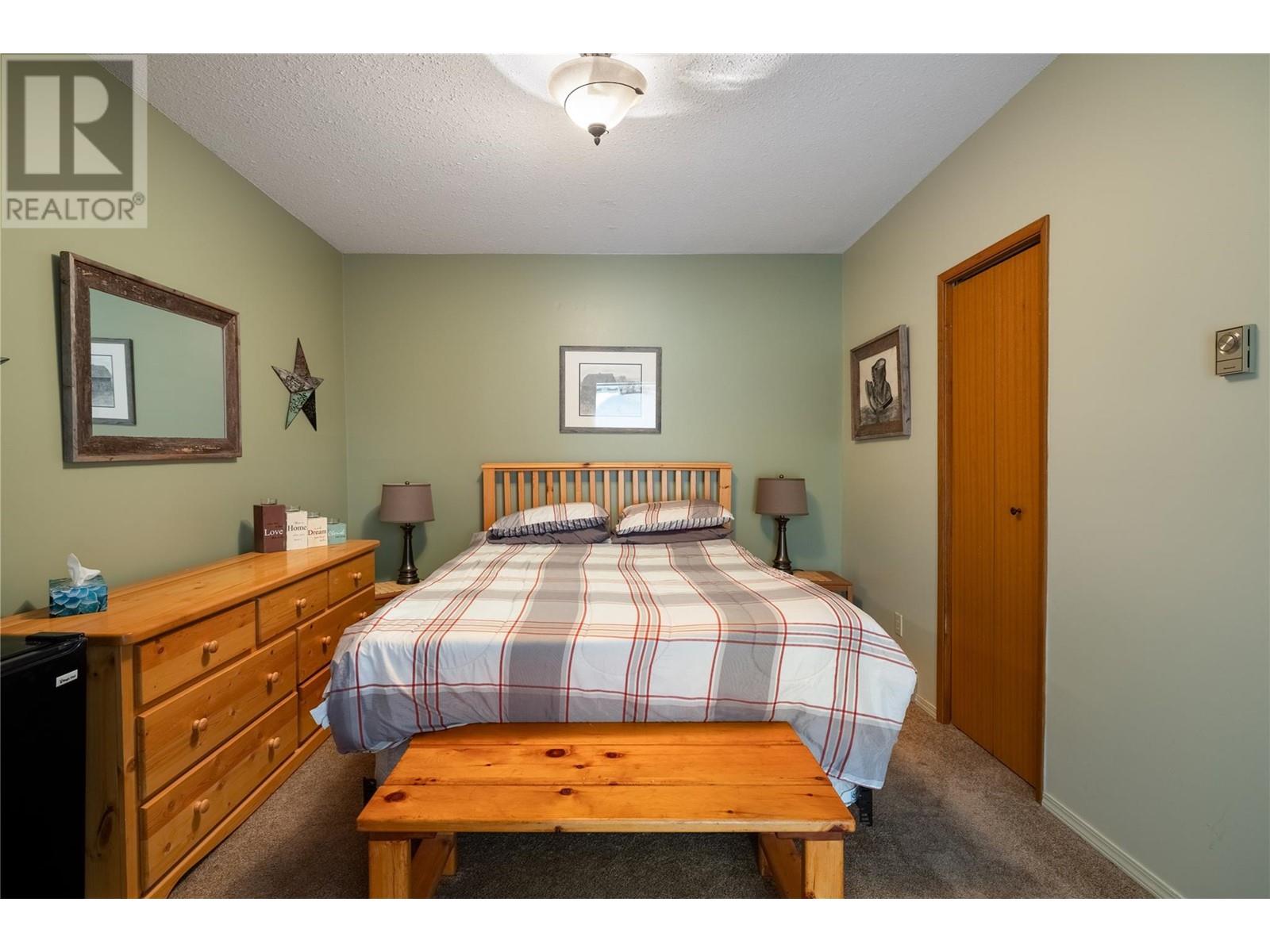 5620 Neil Road, Vernon