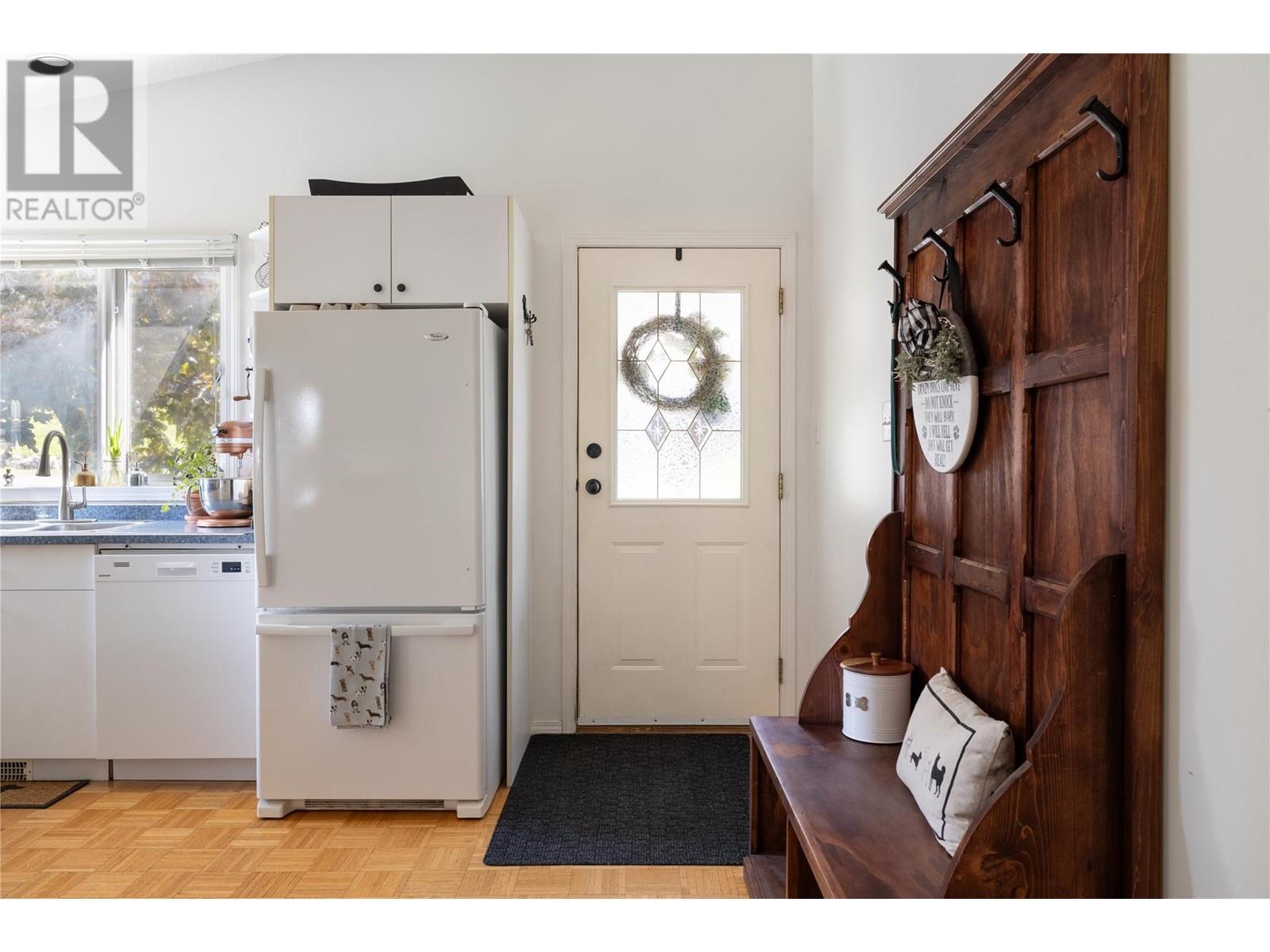 5620 Neil Road, Vernon