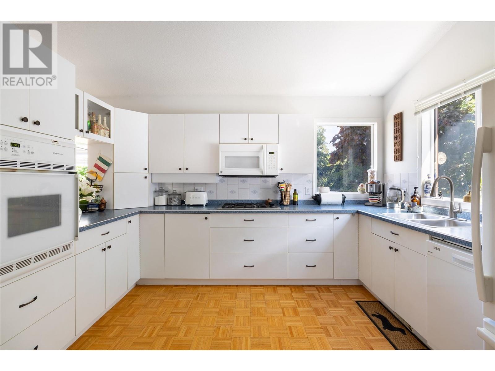 5620 Neil Road, Vernon