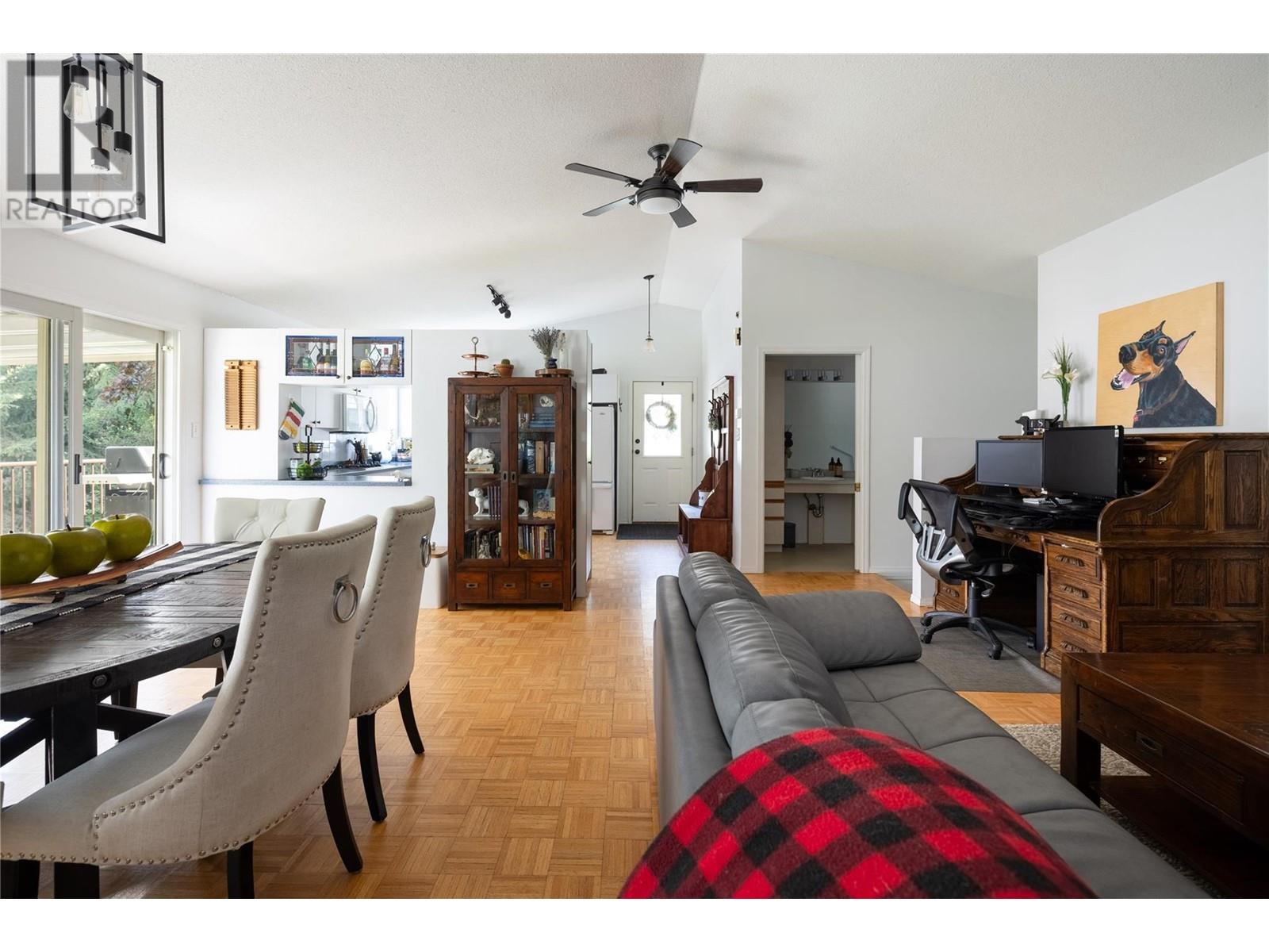 5620 Neil Road, Vernon