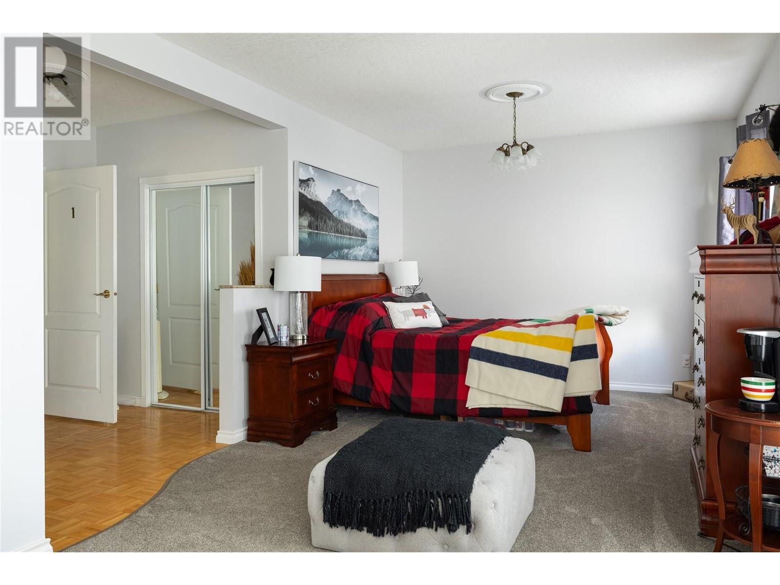 5620 Neil Road, Vernon