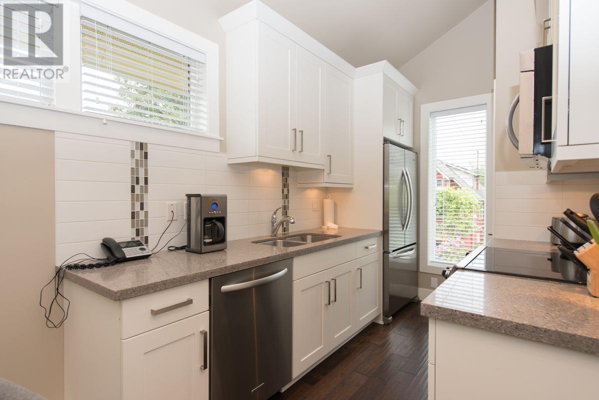 1057 SALSBURY DRIVE, Vancouver real estate listing R2979806