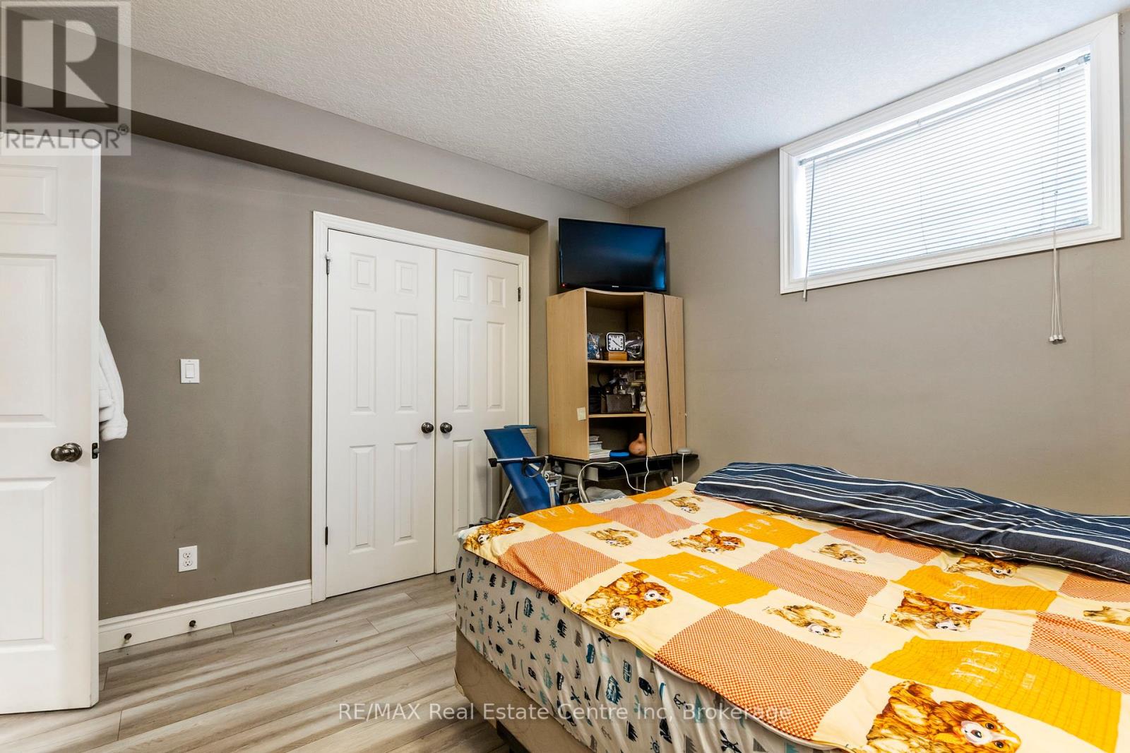 Photo 19 of 8 B 38 Howe Drive, Kitchener ON