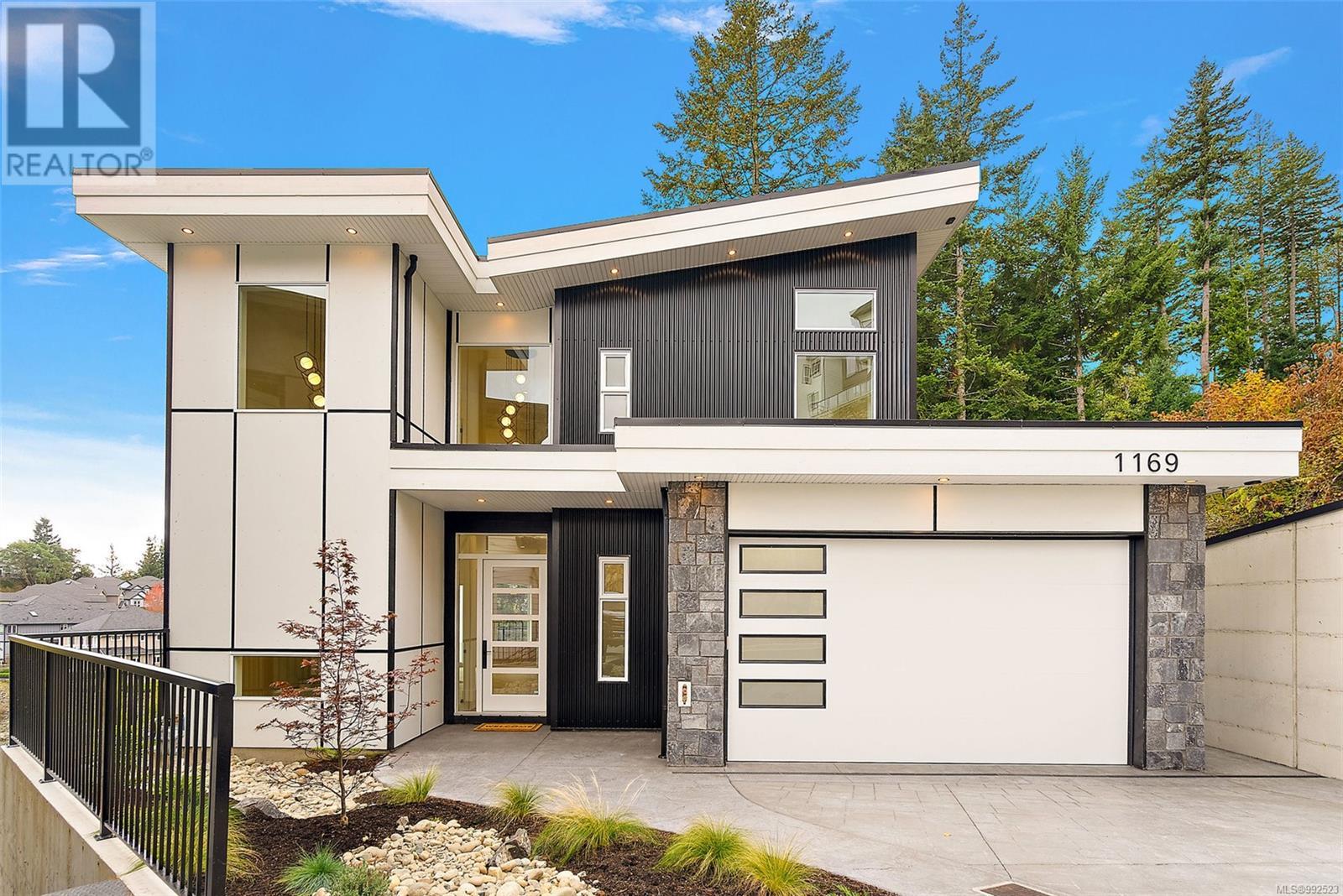 1169 Spirit Crt, Langford