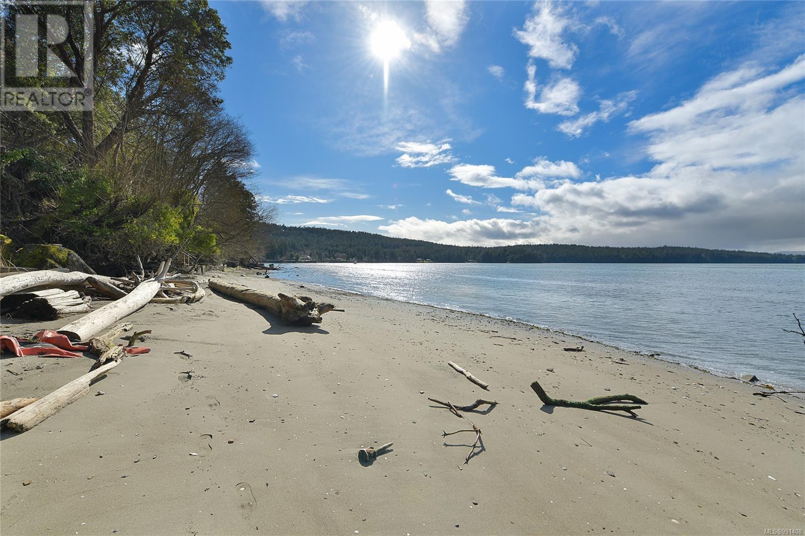  348 Georgina Point Road, Mayne Island