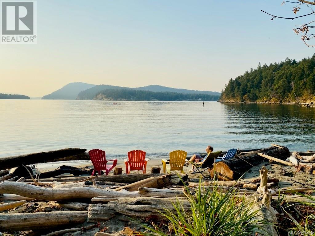  348 Georgina Point Road, Mayne Island