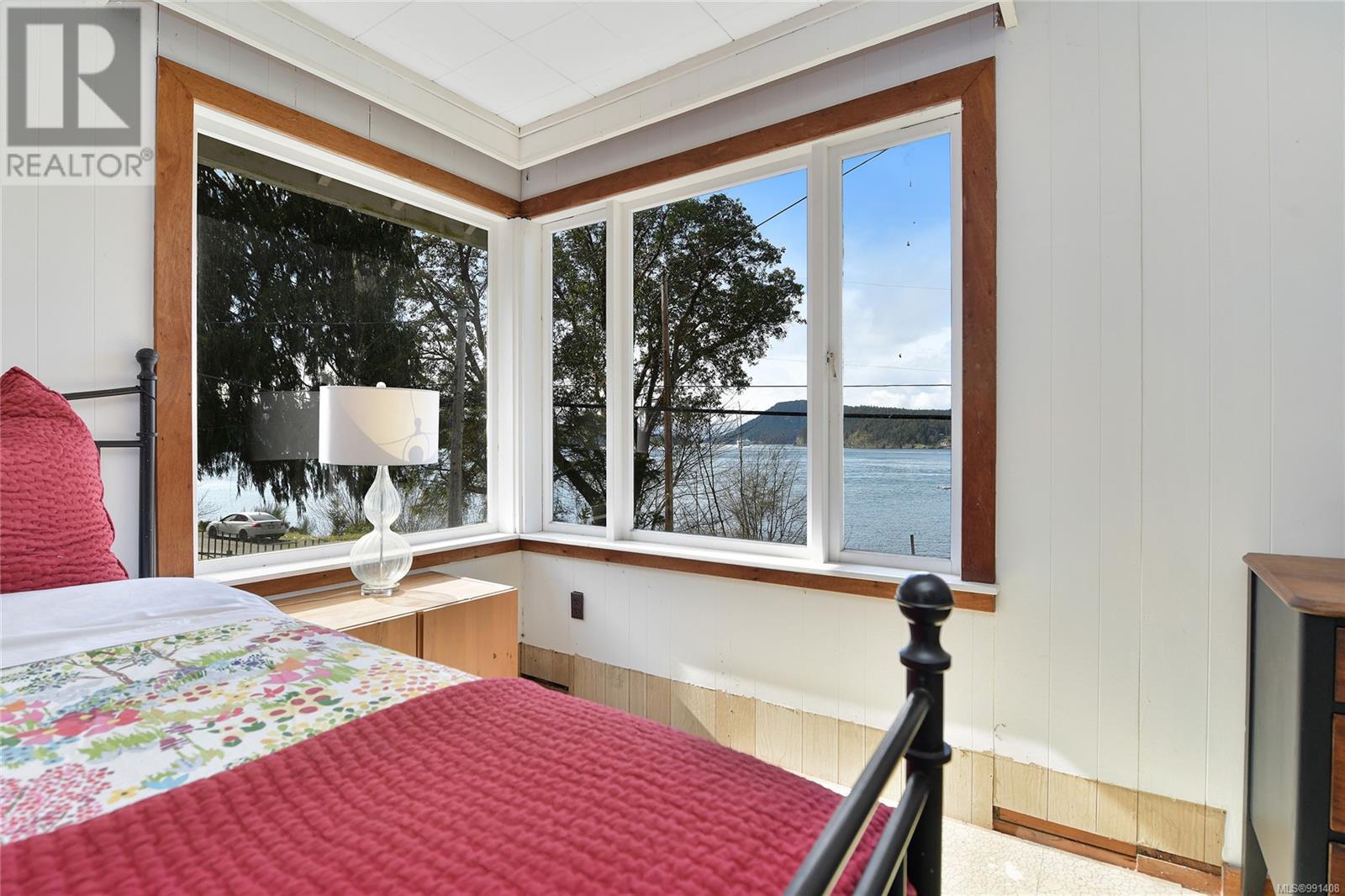  348 Georgina Point Road, Mayne Island