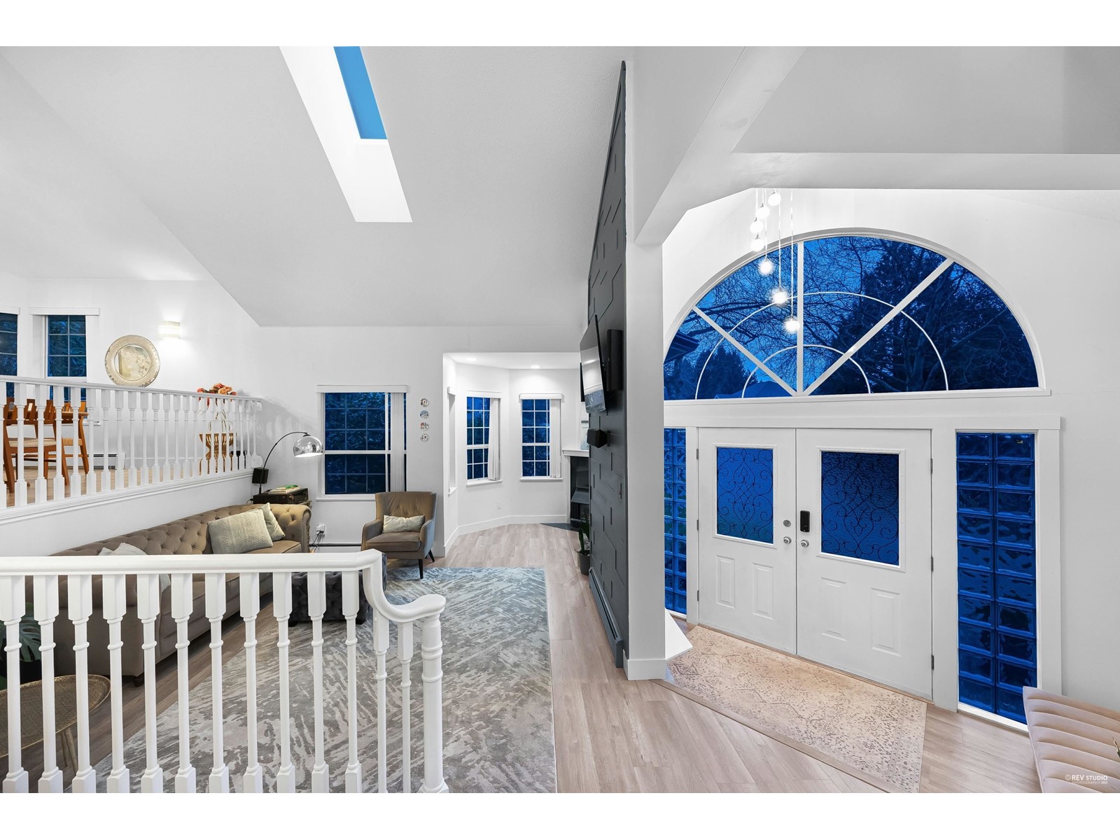 Photo 4 of 14346 29 A Avenue, Surrey BC