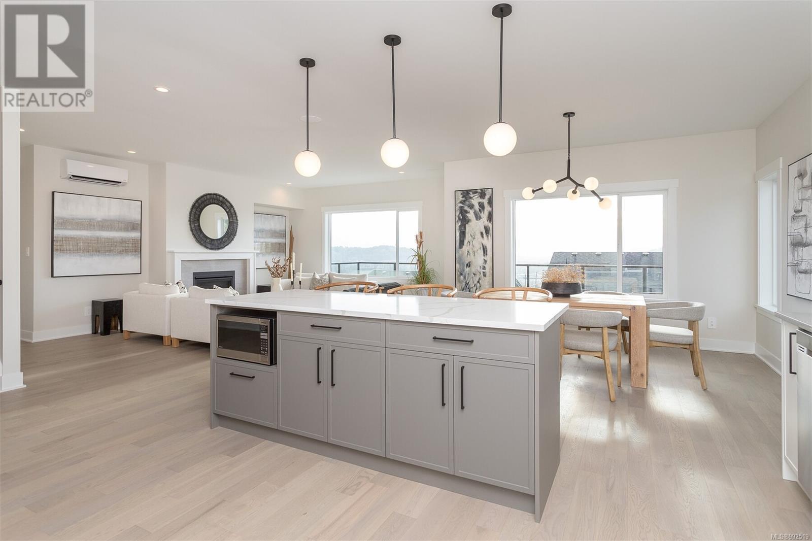 1403 Flint Ave, Langford real estate listing 992519