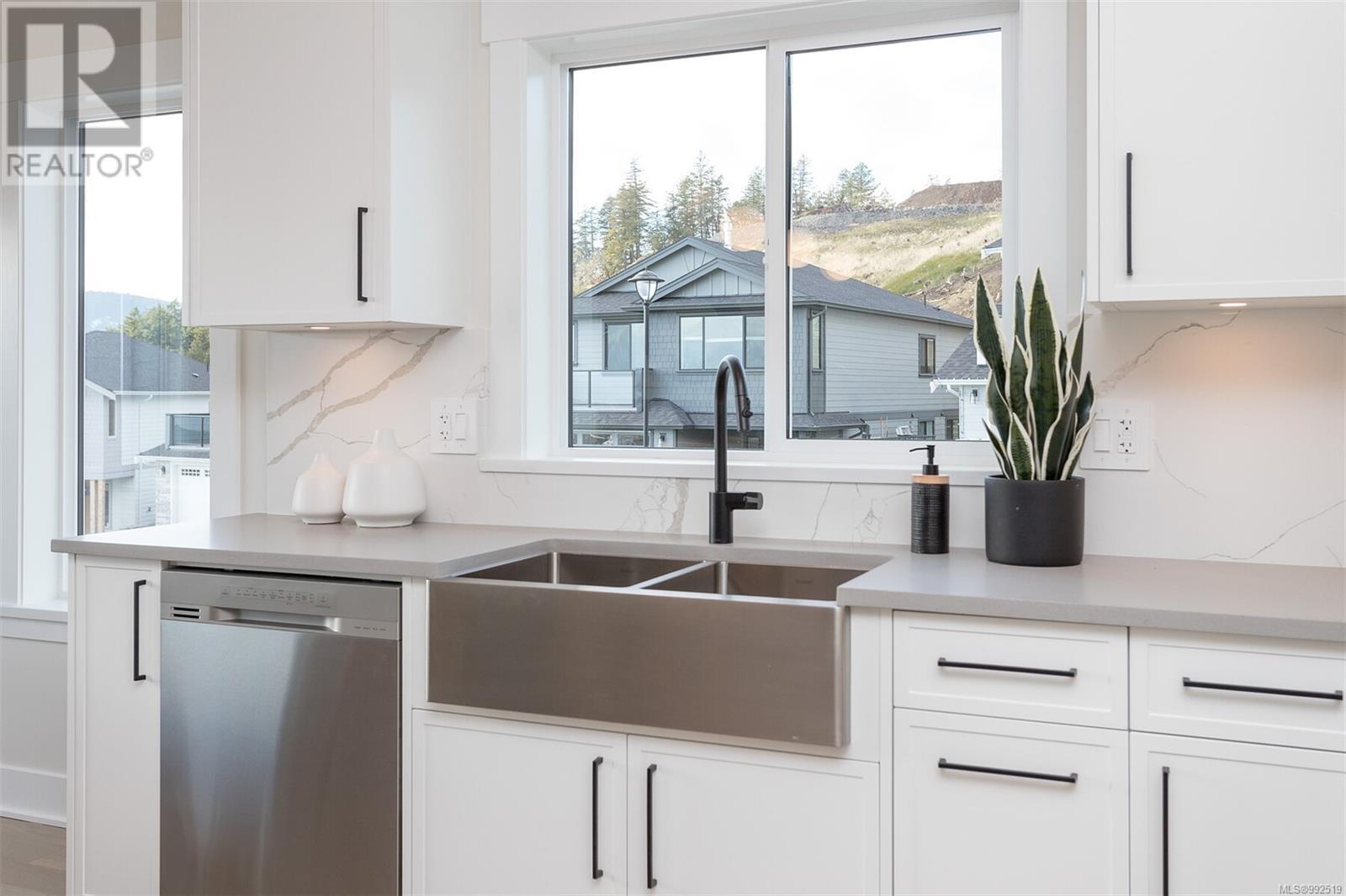 1403 Flint Ave, Langford real estate listing 992519
